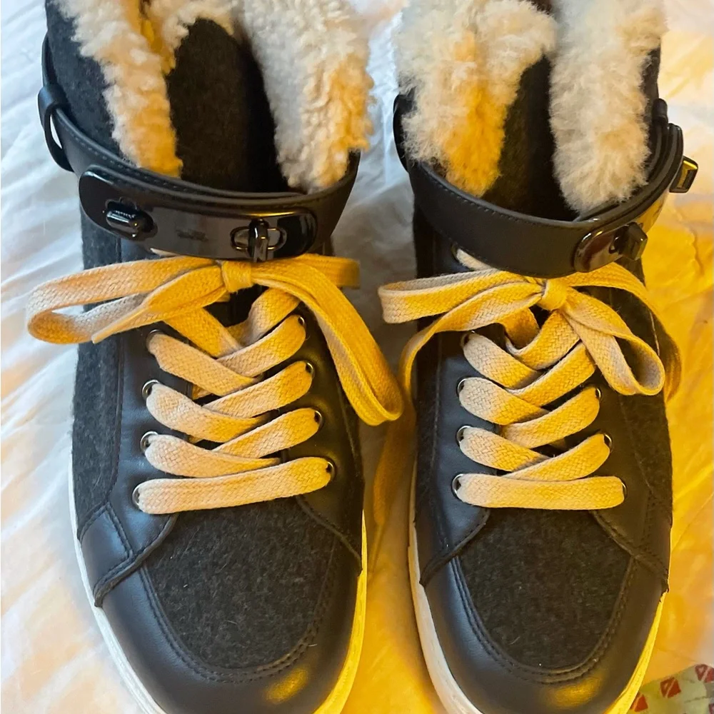 Coach EUC  gray sneaker/booties size 7 - Picture 2 of 11